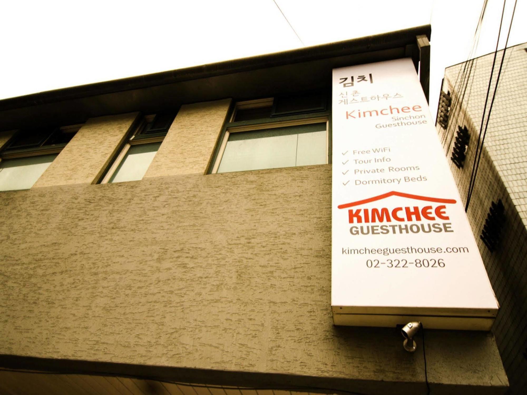 Kimchee Sinchon Guesthouse Séoul Extérieur photo